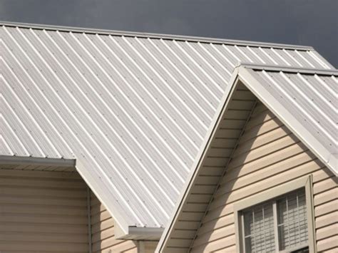 Staying Cool with a Metal Roof 